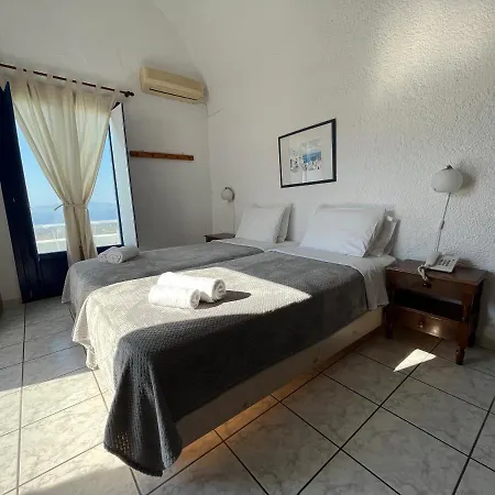 Olympic Aparthotel Oía