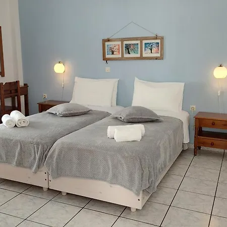 Olympic Aparthotel Oía