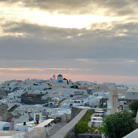 Aparthotel Olympic Oia