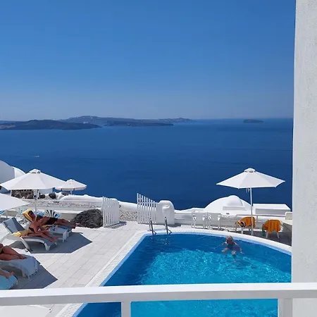 Olympic Aparthotel Oia